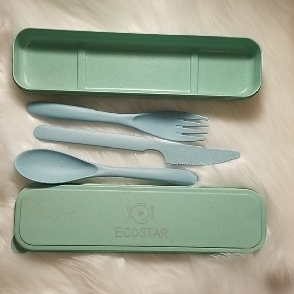 Utensils. 3 pcs. and Container. - Picture 1 of 3